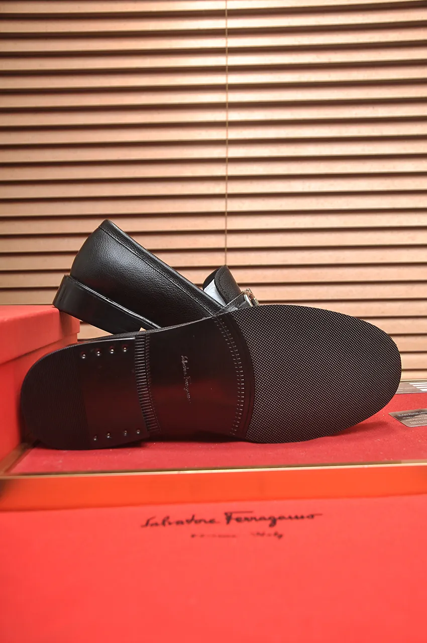 Men's shoes 💰460💶 [Ferragamo/Ferragamo] The latest model in the counter. Original imported open-sided high-quality cowhide hand-woven + imported 🐂 cowhide + original luxury metal buckle + original combined outsole. Comparison without pressure 38--45 (45 custom-made)